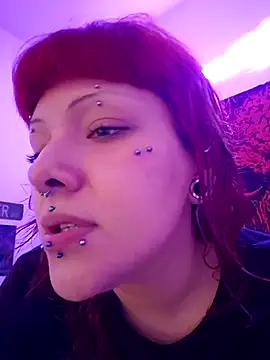 Sarah-Stoner live