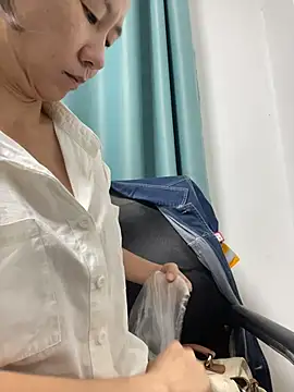 lilysister66 live