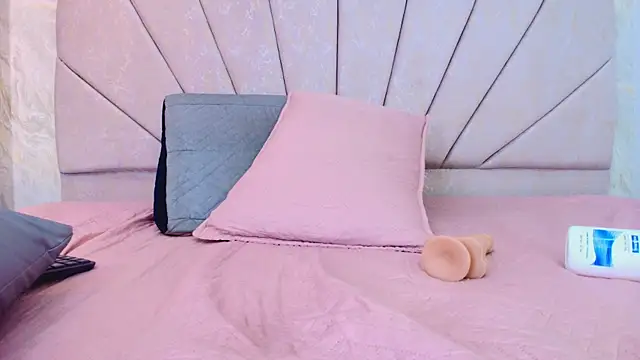 ariana_florez_ live
