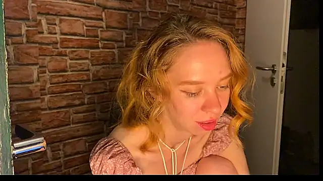 ElizaStorm live