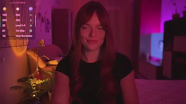 CherryRed_Girl live