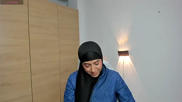 LAY_LA_ live
