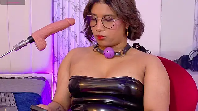 LorenaDuval live