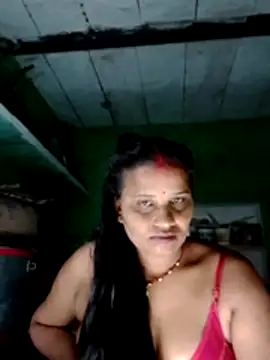 Shivani09900 live