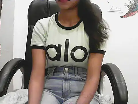 short_girl_ live
