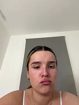 maisiesmithx live
