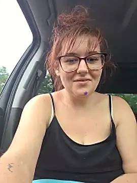 Ashloves_ live