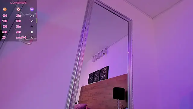 Amanda-Hills live