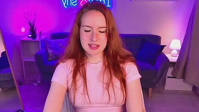 ChloeAster live