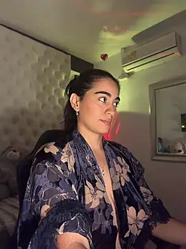 ZarahEvans live