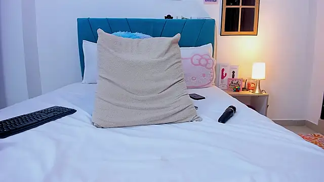 kamila_lopez live