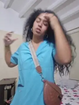 Nadia-Monroe live