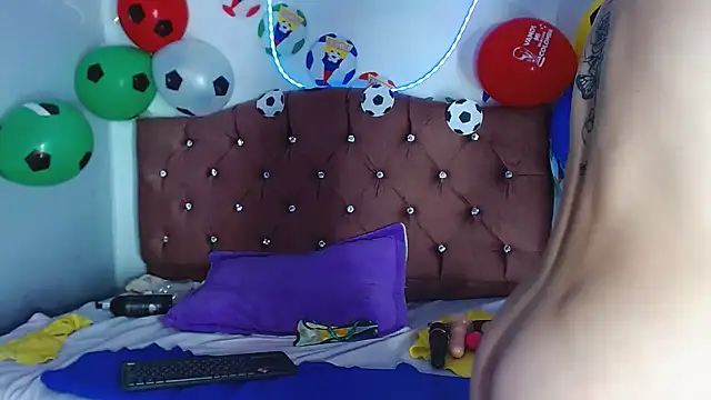 Yandal_Iris live