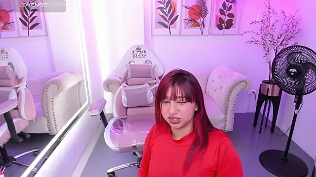 Nahomi_velmont live