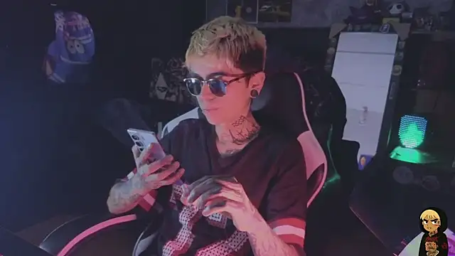 AcidMilo live