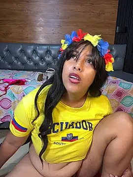 Alexia_Lerner live