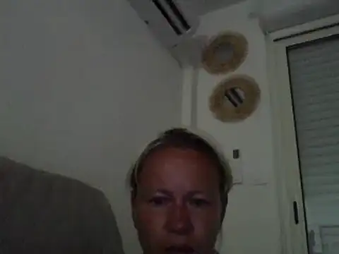 jennyblondeuk profile