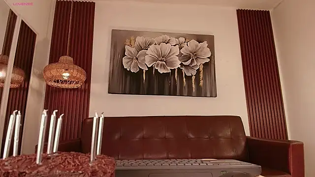 Hilaryebony_ live