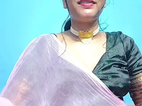 Adhiti_1 live
