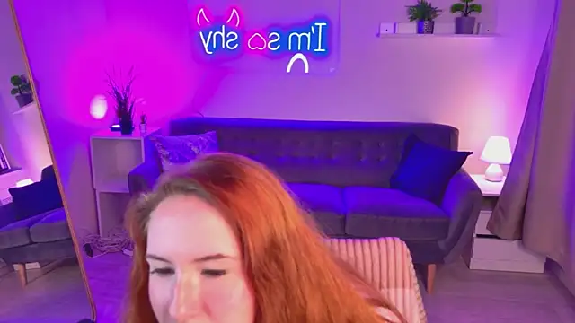ChloeAster live