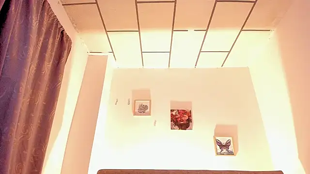 Alana_Dolly_ live