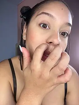 Shara_dreams live