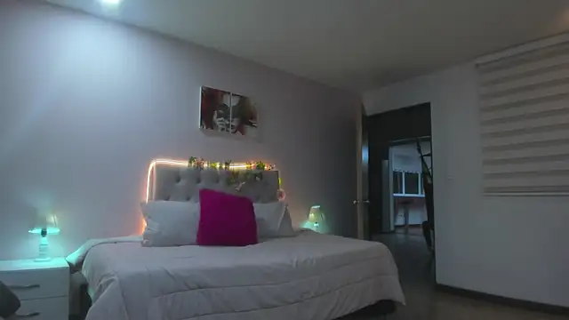 Annapinuplovex live