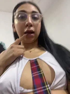 Elek_tra live