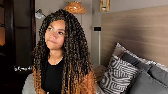 nayah__ live
