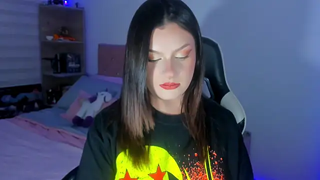 OphelianaRose33 live