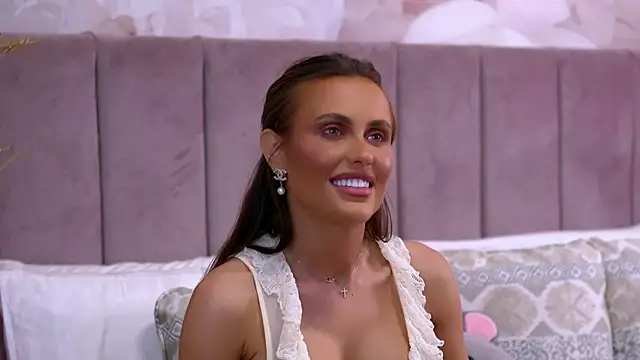 AnaisBellas live