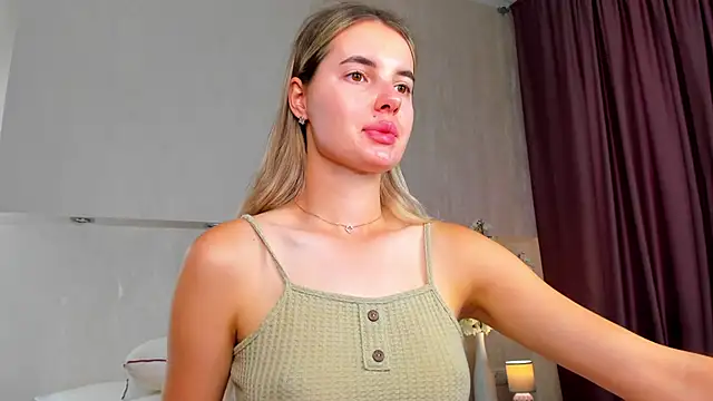 Erika_Carpenter live
