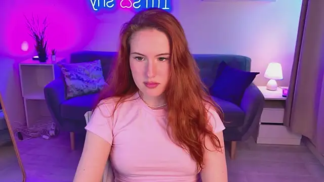 ChloeAster live