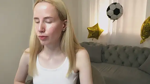 Cassie_Kelman live