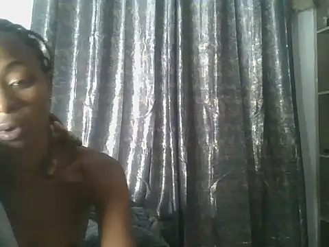 Prettyquueen live