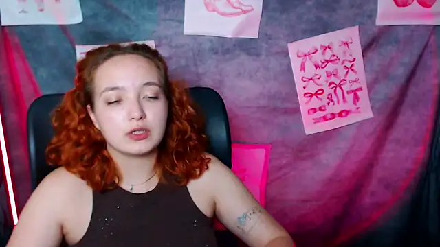 MissAriaa live