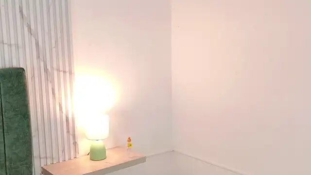 kaia_boobs live