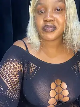 THICKBARBIE32 live