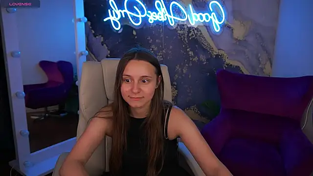 TinyNatalie live