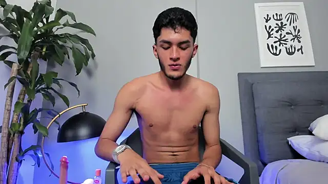 Tylerffoxx live