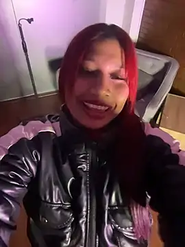 Cherry_Charlottee live