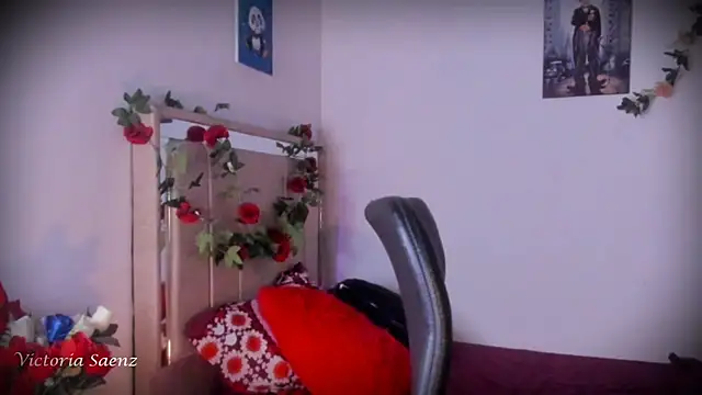 victoriaasaenz_ live