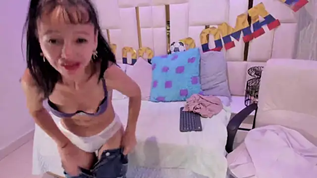 naughtymilfx_ live