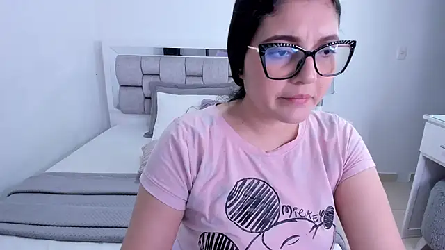 Camilaa_bueno live