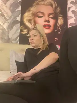 viktoria_davis_ live