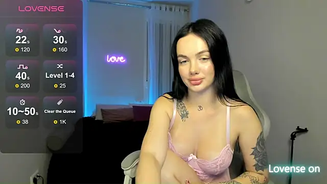 SelinaStorm live