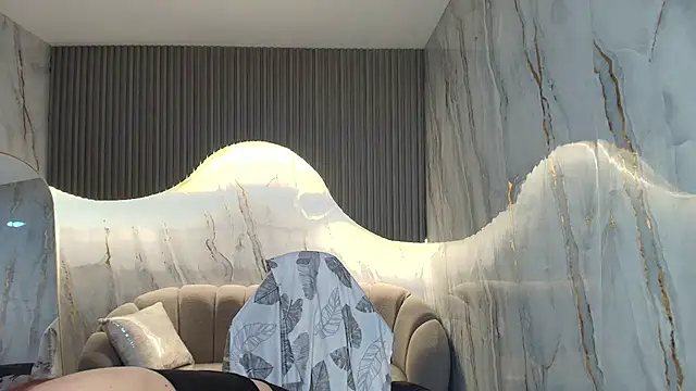 nadia_r_ live