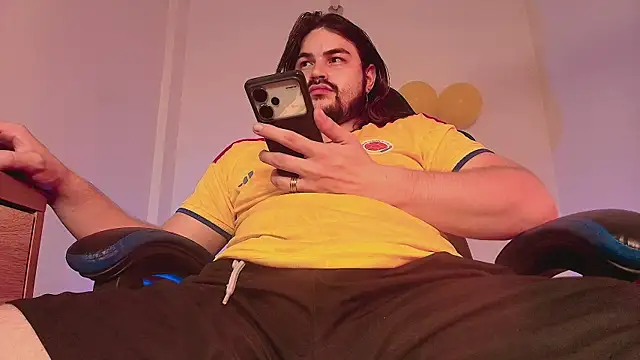 Derek_Vow live