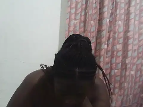 yummyqueen254 live