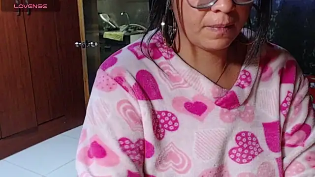 miia-big1boobs_ live